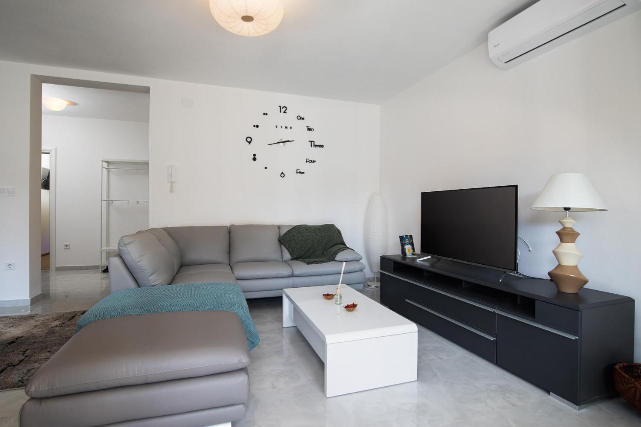 Apartments Jan&Enzo Μεντουλίν Εξωτερικό φωτογραφία